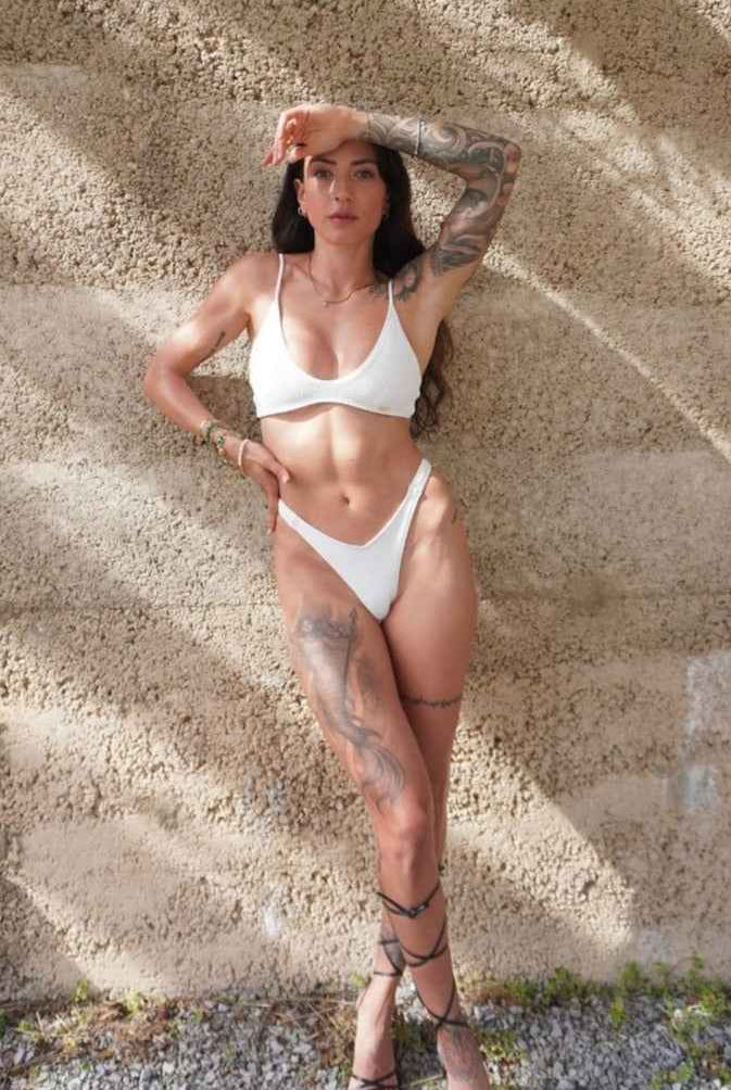 Wiki - Sporty Bikini Top, White