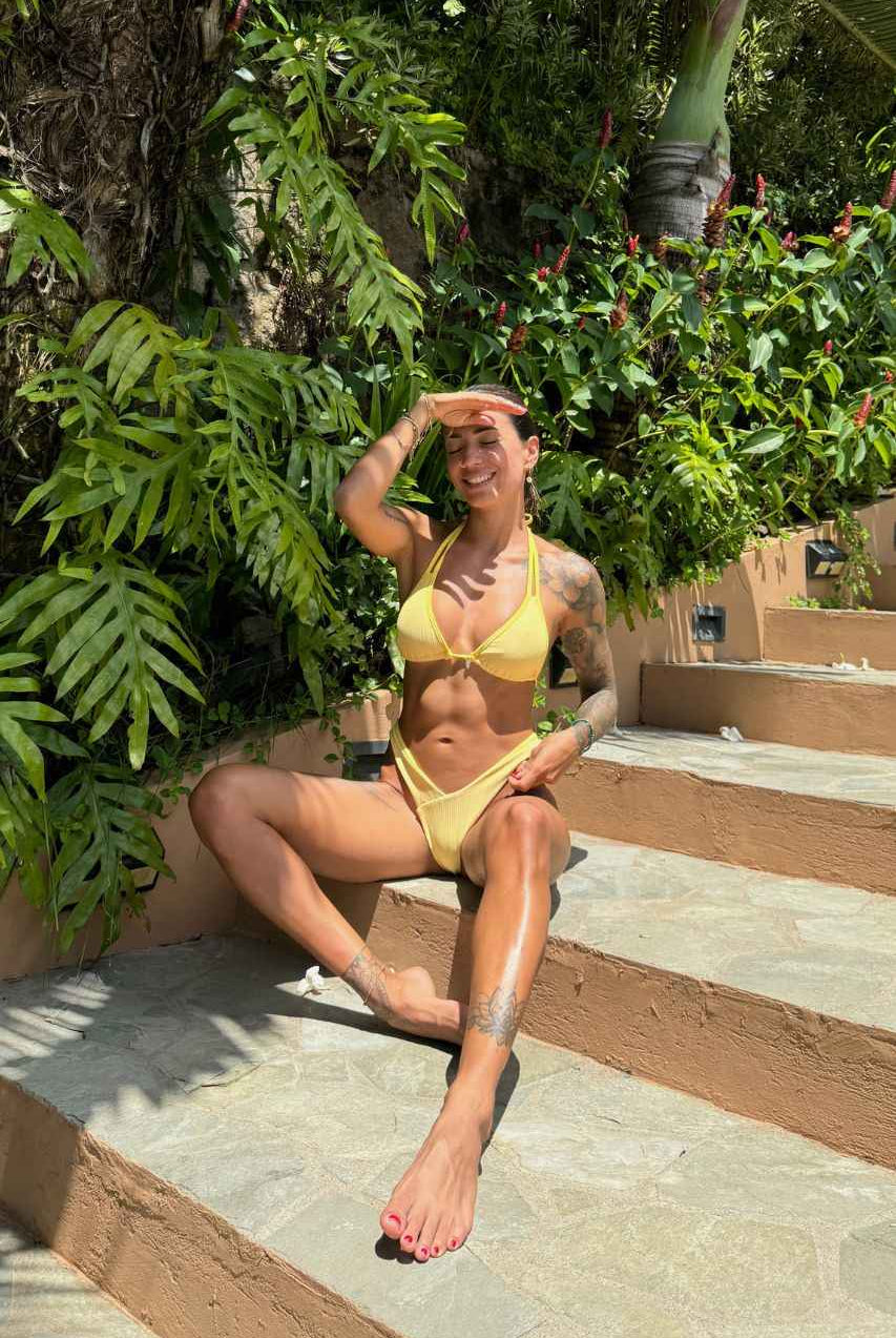 Nila- Bikini Top -Ribbed Lemon Zest