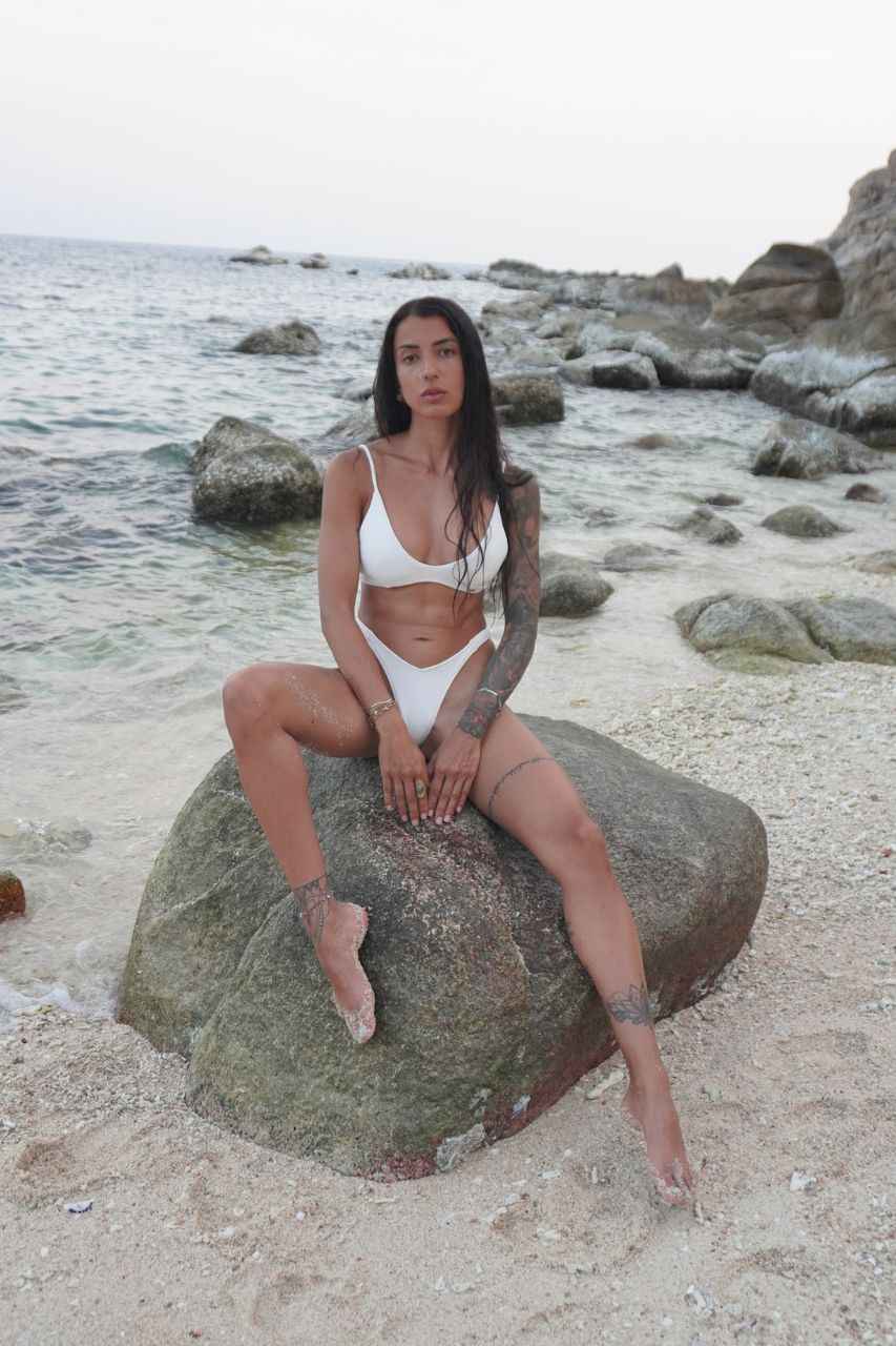 Wiki - Sporty Bikini Top, White