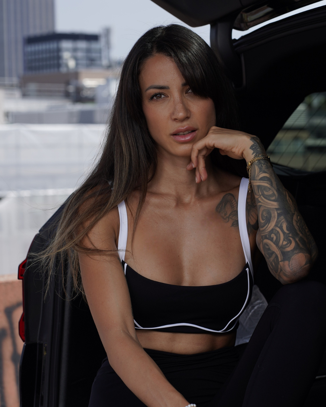 Elevate Sportbra - Black with White Lines - Nookini